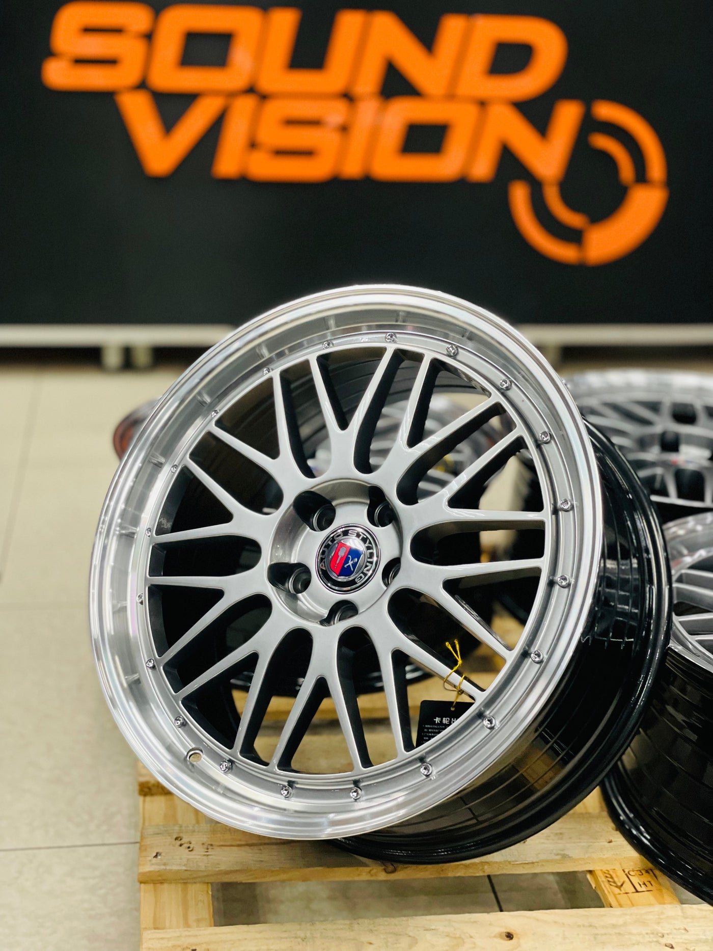 19" AS-LM  5/112 HYPER BLACK 8.5J