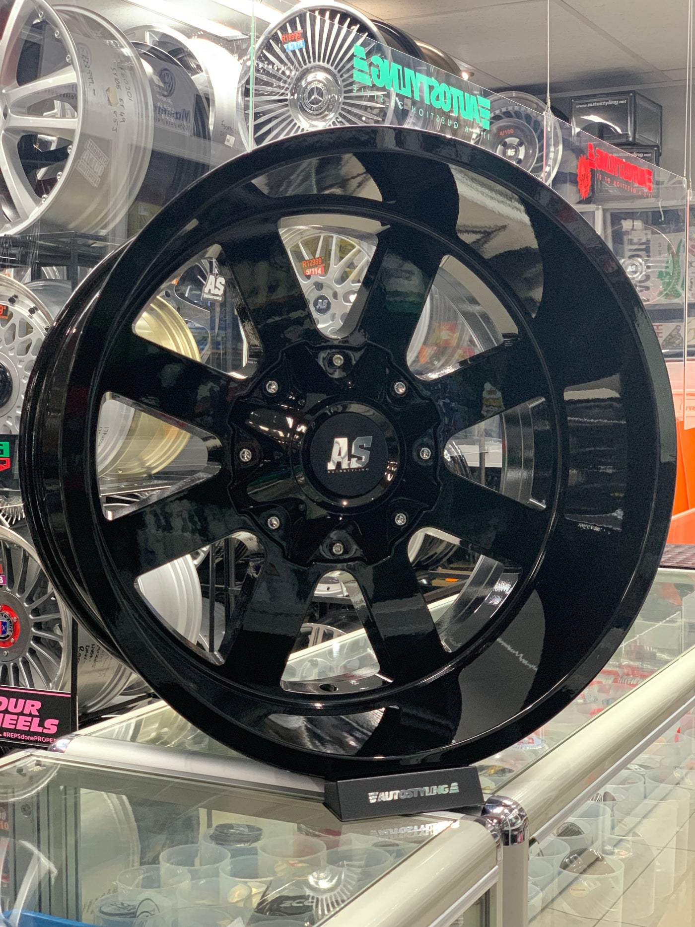 20” AS-325 20X12J GLOSS BLACK