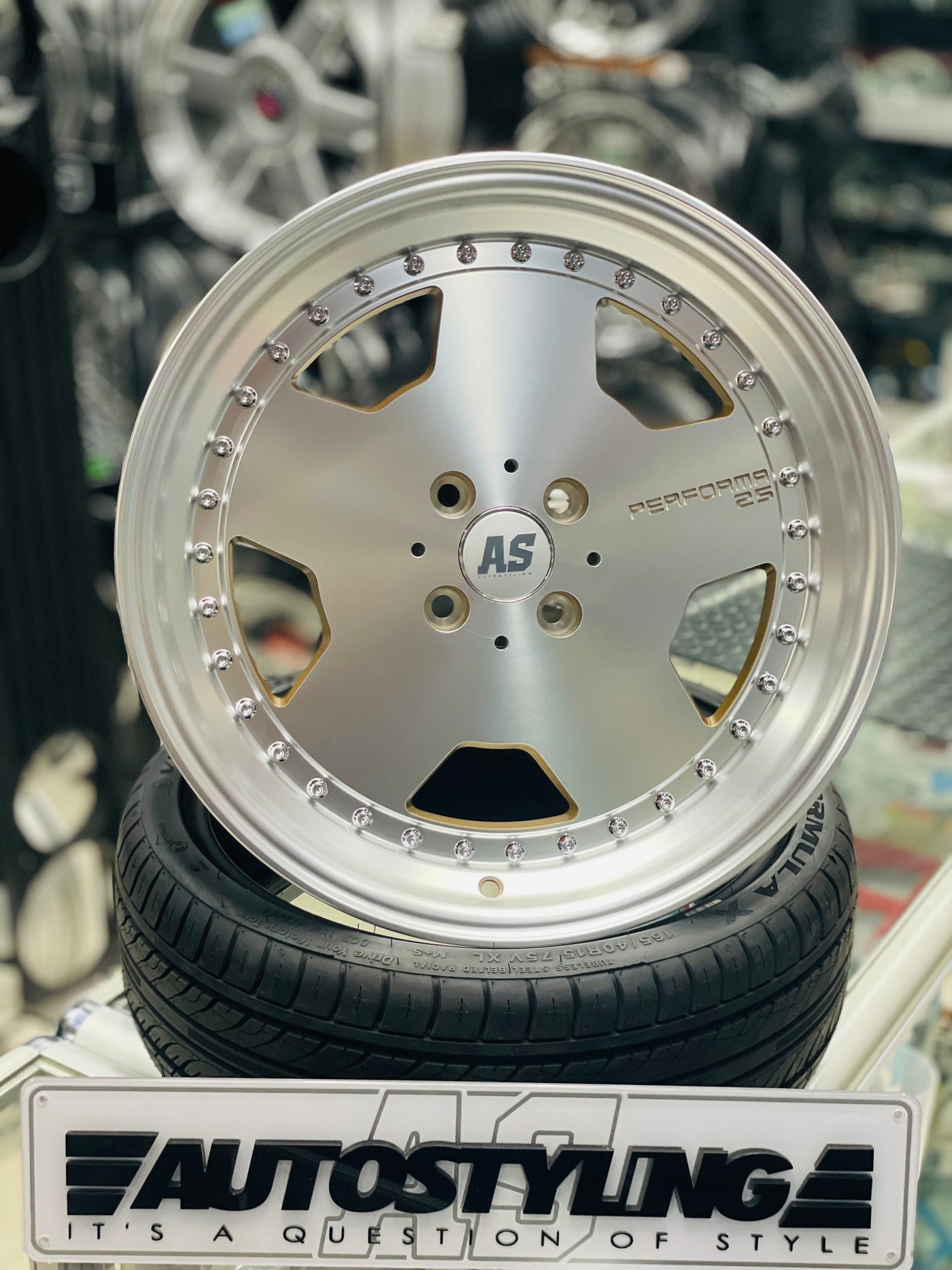 17''  AS-AMG PERFORMA M/ BLOCK 4/100 & 5/100 WHEELS