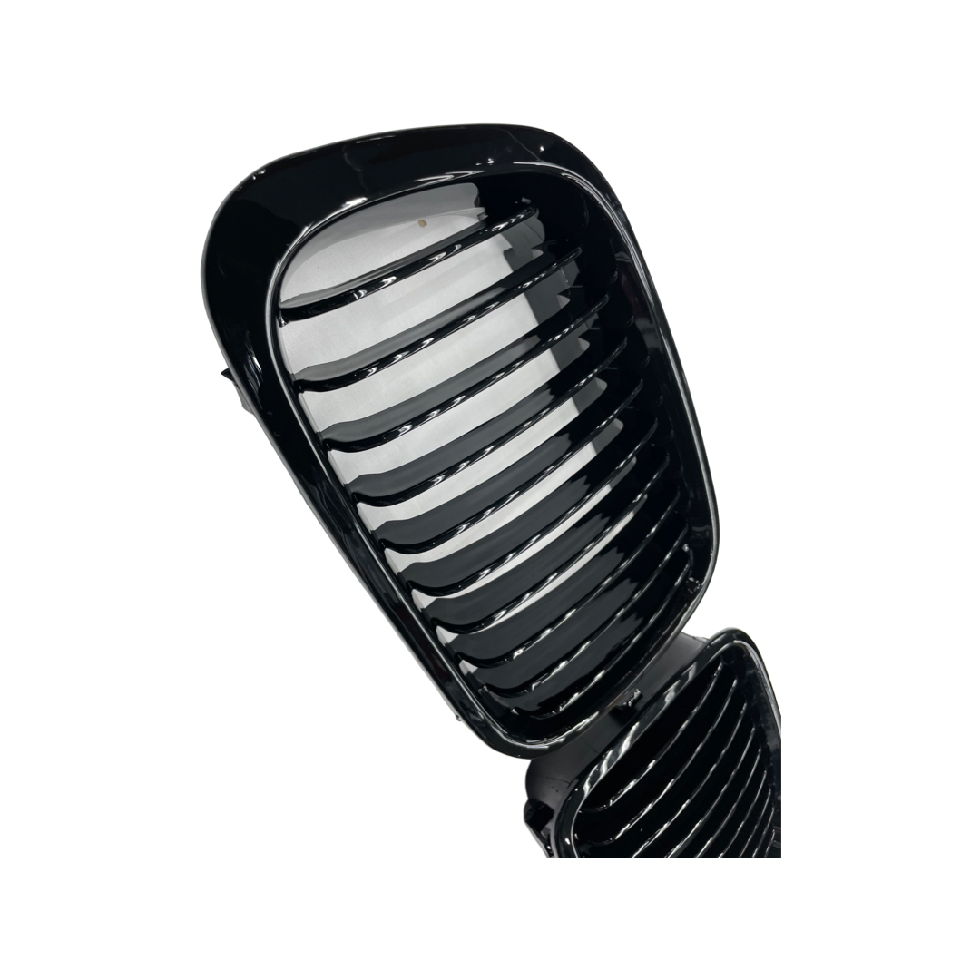 BMW E46 PRE FACELIFT DOUBLE  SLAT GLOSS BLACK GRILLS 2DOOR