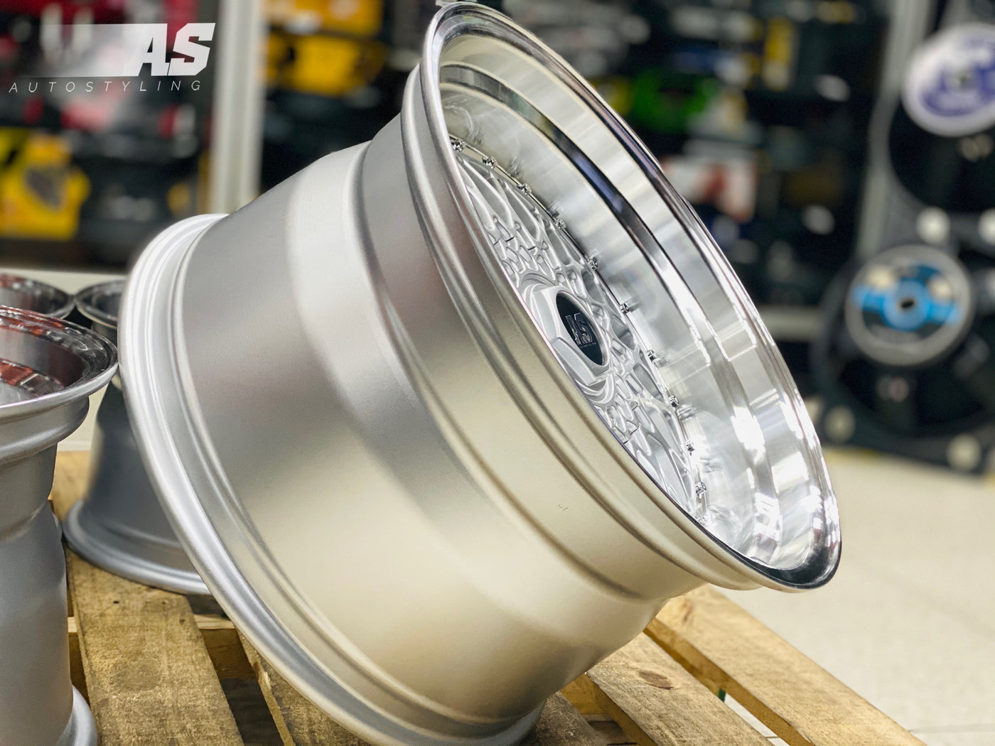 17” AS-MESH 8.5/10j 4/100 4/114 SILVER