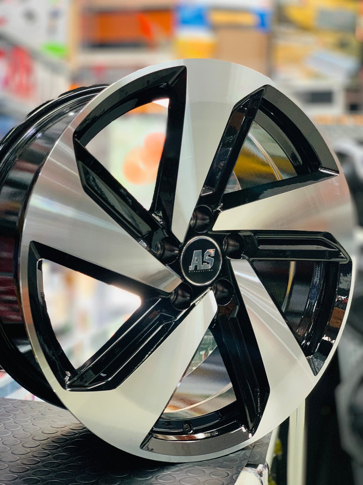 17” AS- GTI 5/100 BLACK MACHINE FACE