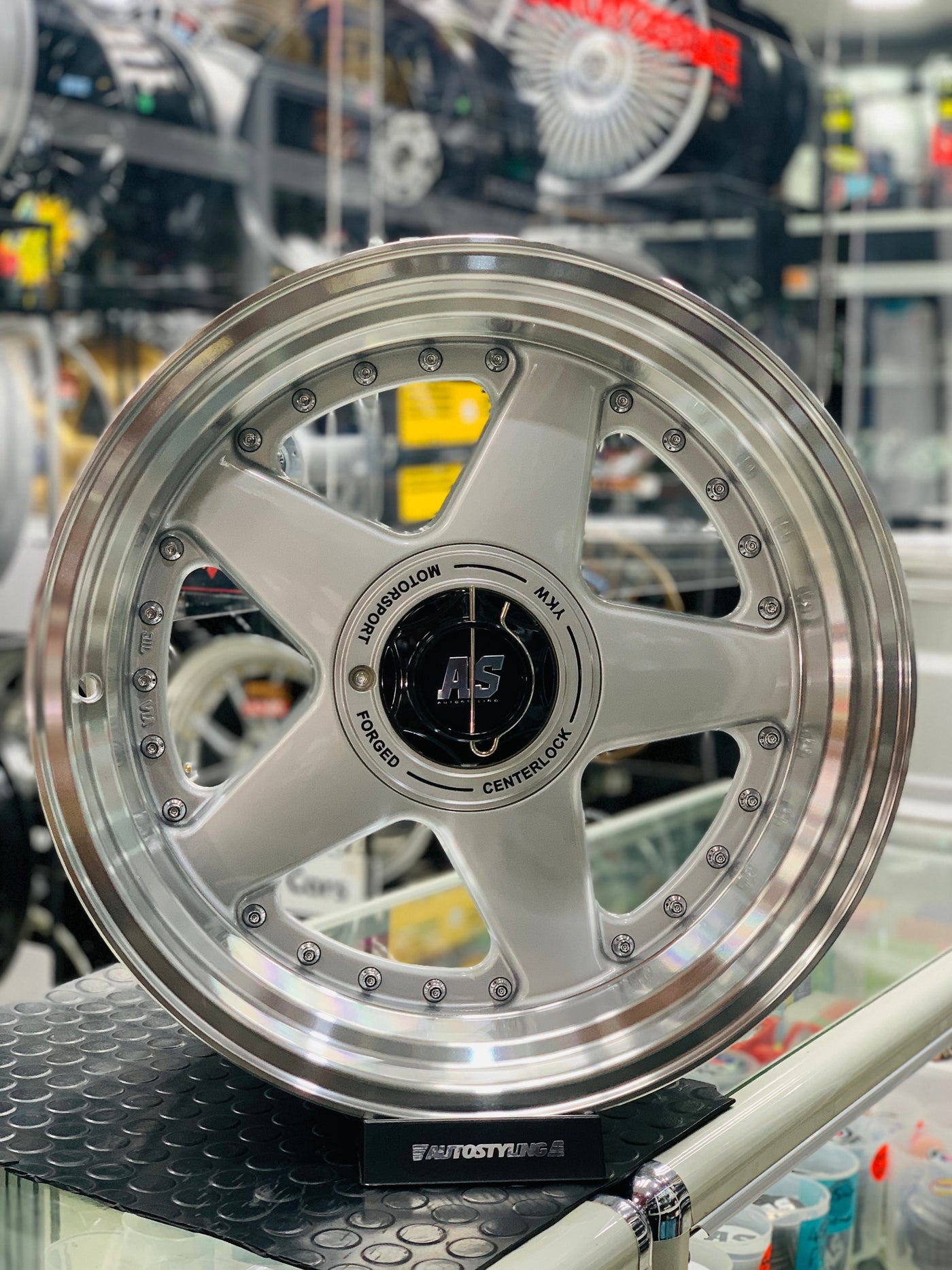 17” AS- 360 8.5/10j WHEELS