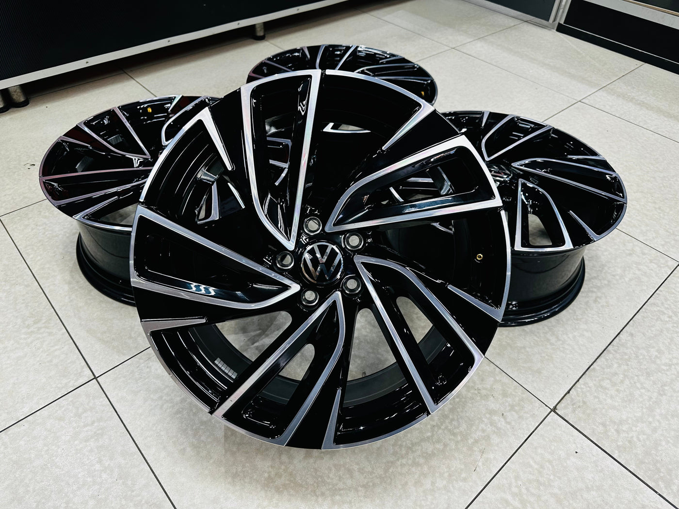 19” OEM MK8 GTI ADELAIDES rims
