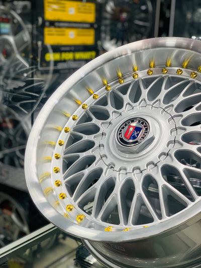 17” AS-SCORPION GOLD STUD