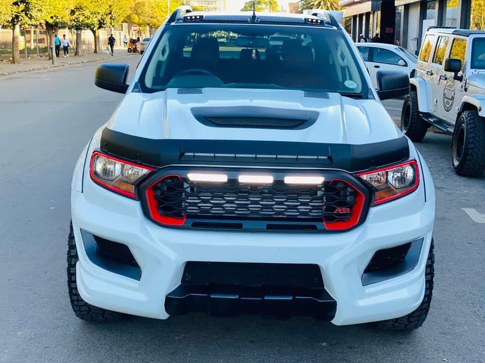 FORD RANGER T7 GRAVEL GUARD MATT BLACK