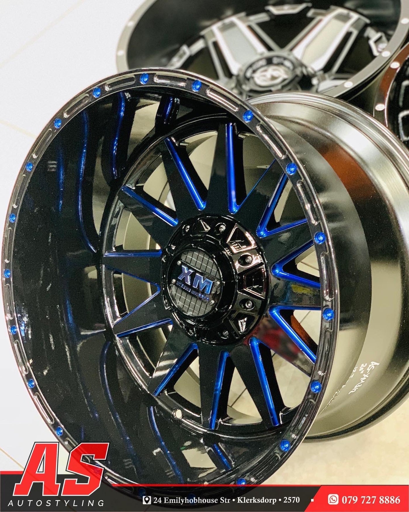 20” AS-XM312  20X12J GLOSS BLACK/ BLUE