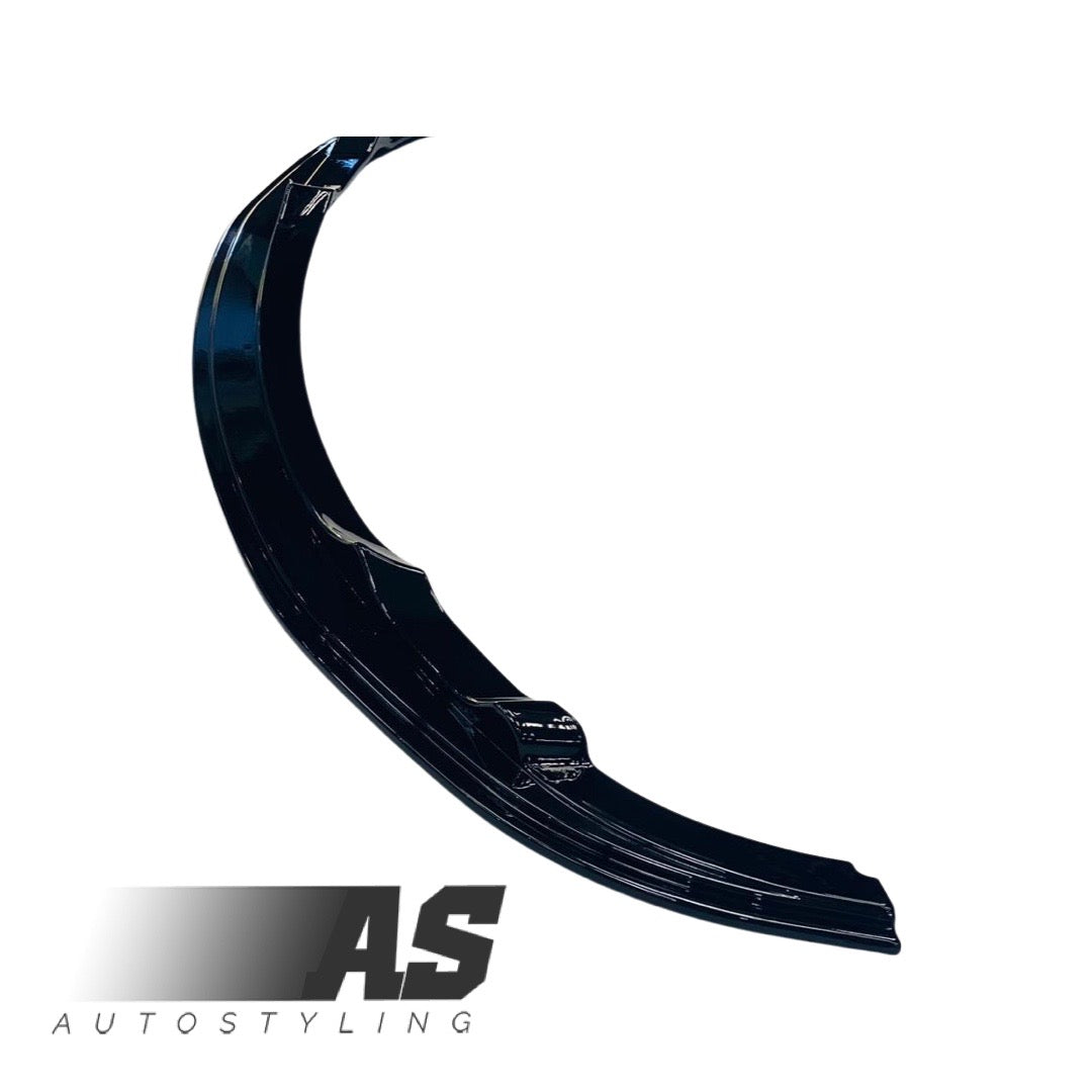 E92  FACELIFT 1 PCE  FRONT SPOILER