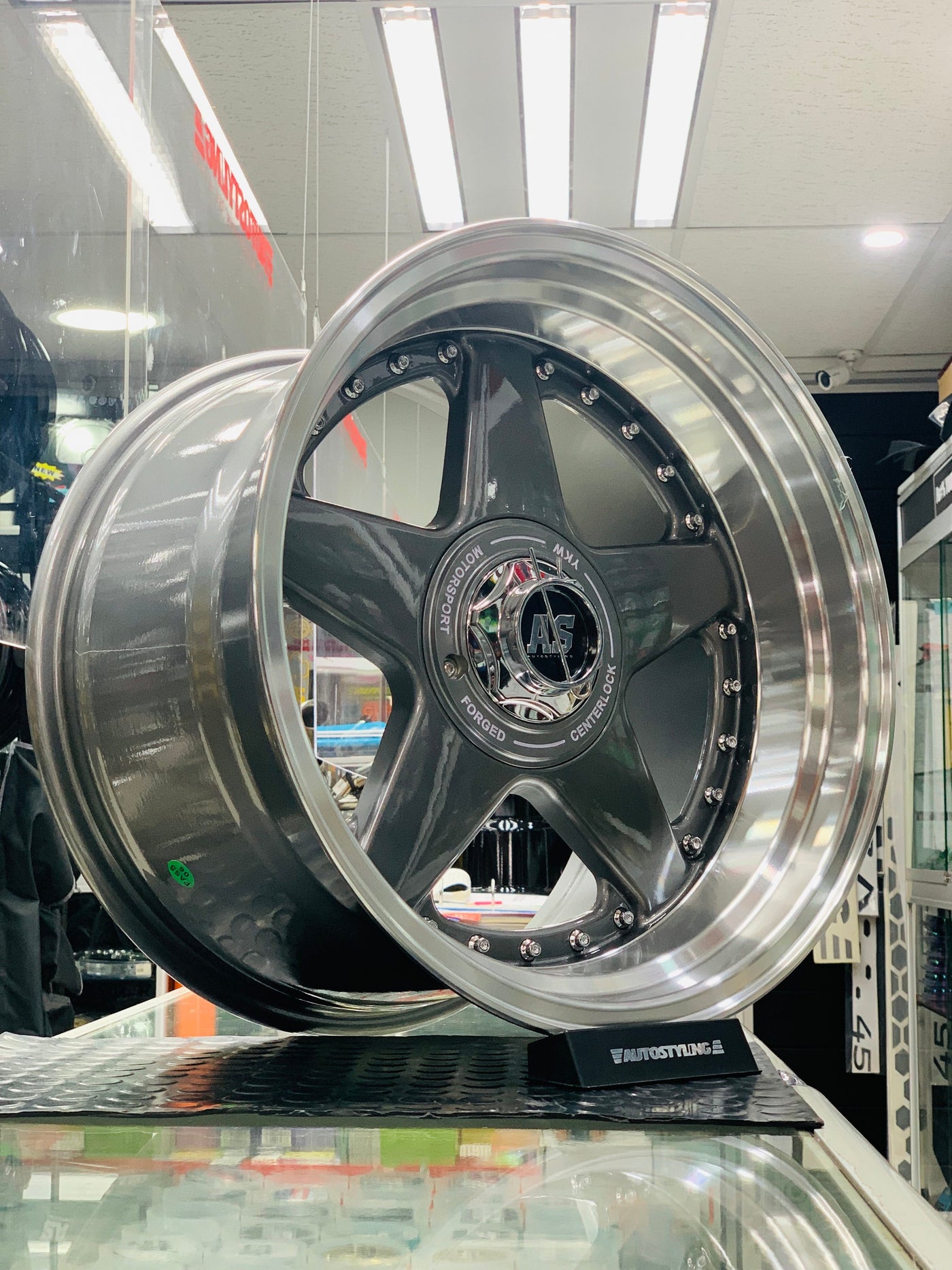 17” AS- 360 8.5/10j WHEELS