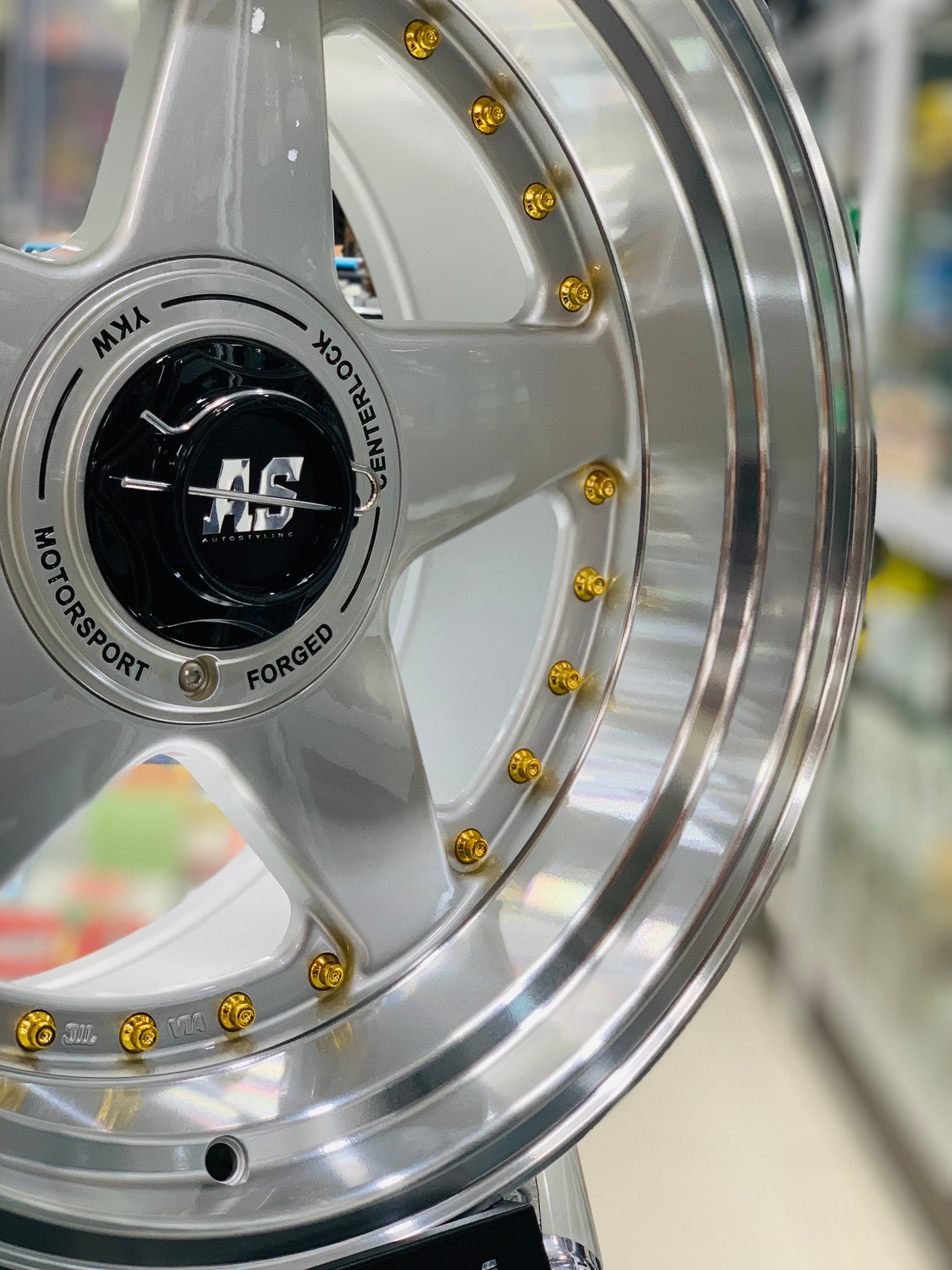 17” AS- 360 8.5/10j WHEELS