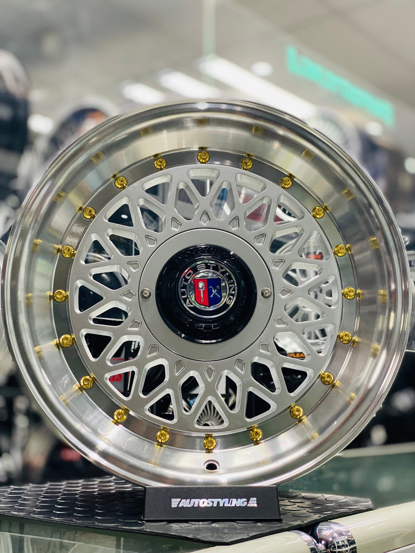 15” AS-P/MESH 4/100 4/108 SILVER GOLD STUD