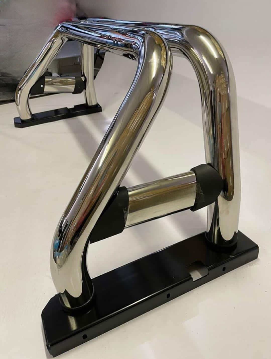 FORD RANGER 2012- 2018 & TOYOTA HILUX REVO 2015+ ROLL BAR CHROME