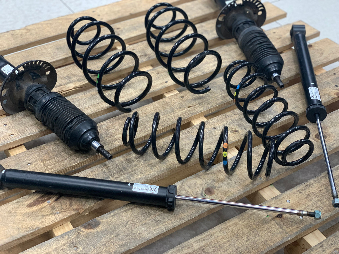 POLO 6 OEM SHOCKS & SPRINGS
