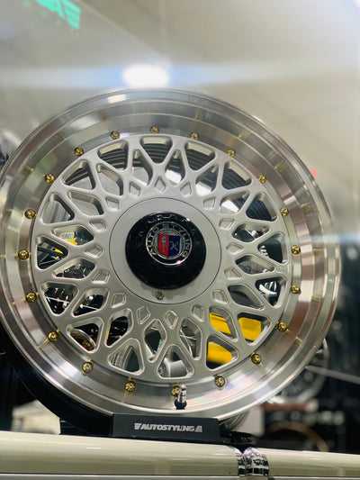 17” AS-PMESH SILVER WHEELS