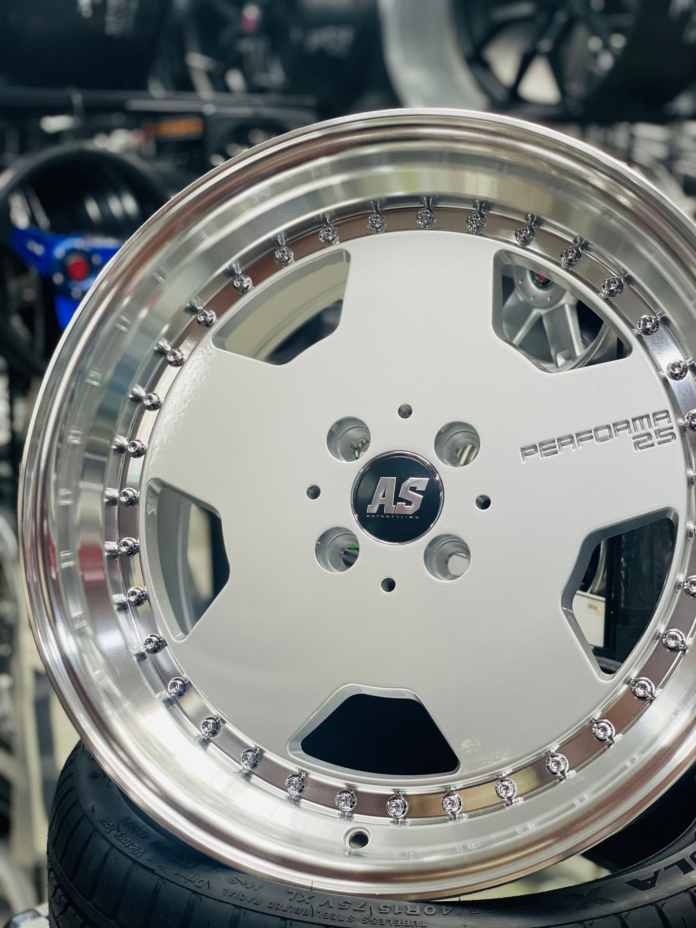 17''  AS-AMG PERFORMA M/ BLOCK 4/100 & 5/100 WHEELS