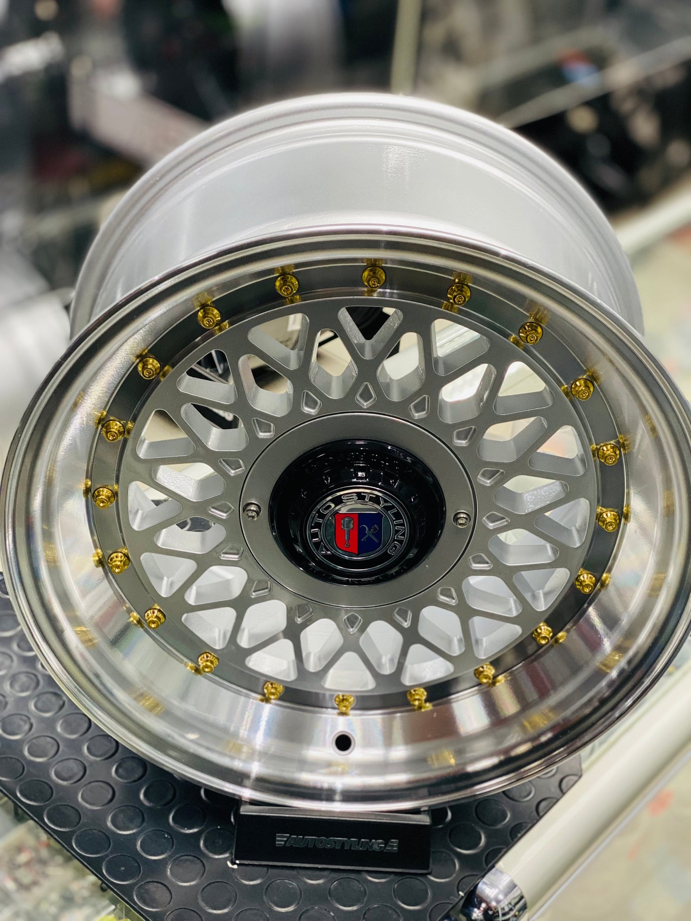 15” AS-P/MESH 4/100 4/108 SILVER GOLD STUD