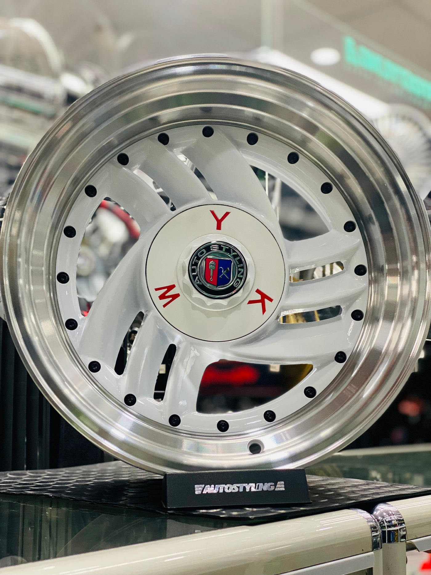 15” AS- 5708 WHITE  4/100 & 5/100