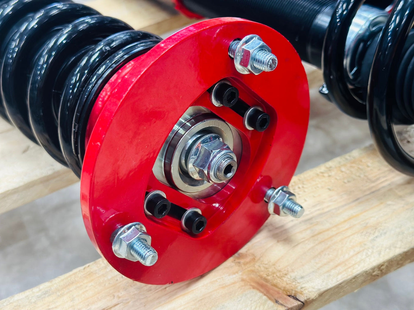 ARC PRO VERSION COILOVERS WITH CAMBER  BMW E46 METAL MOUNTING