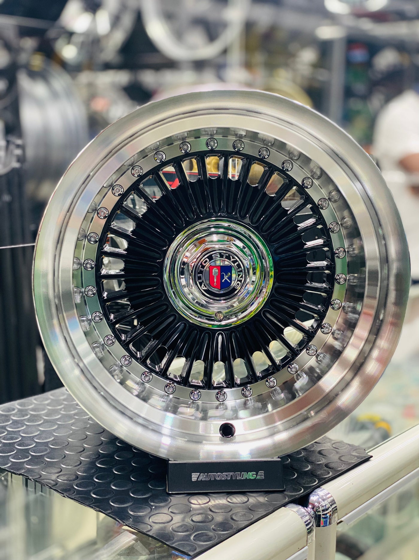 15” AS EMITZ BLACK