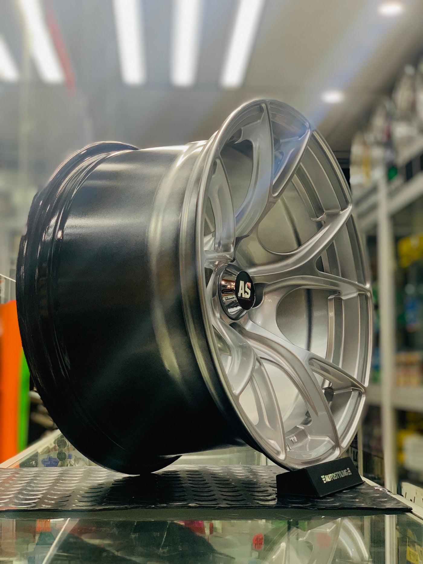 15” AS26 CONCAVE VX1 wheels