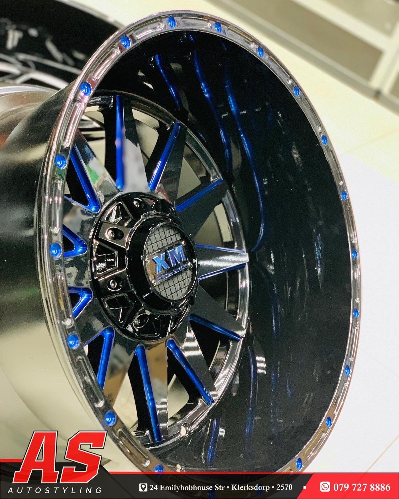 20” AS-XM312  20X12J GLOSS BLACK/ BLUE