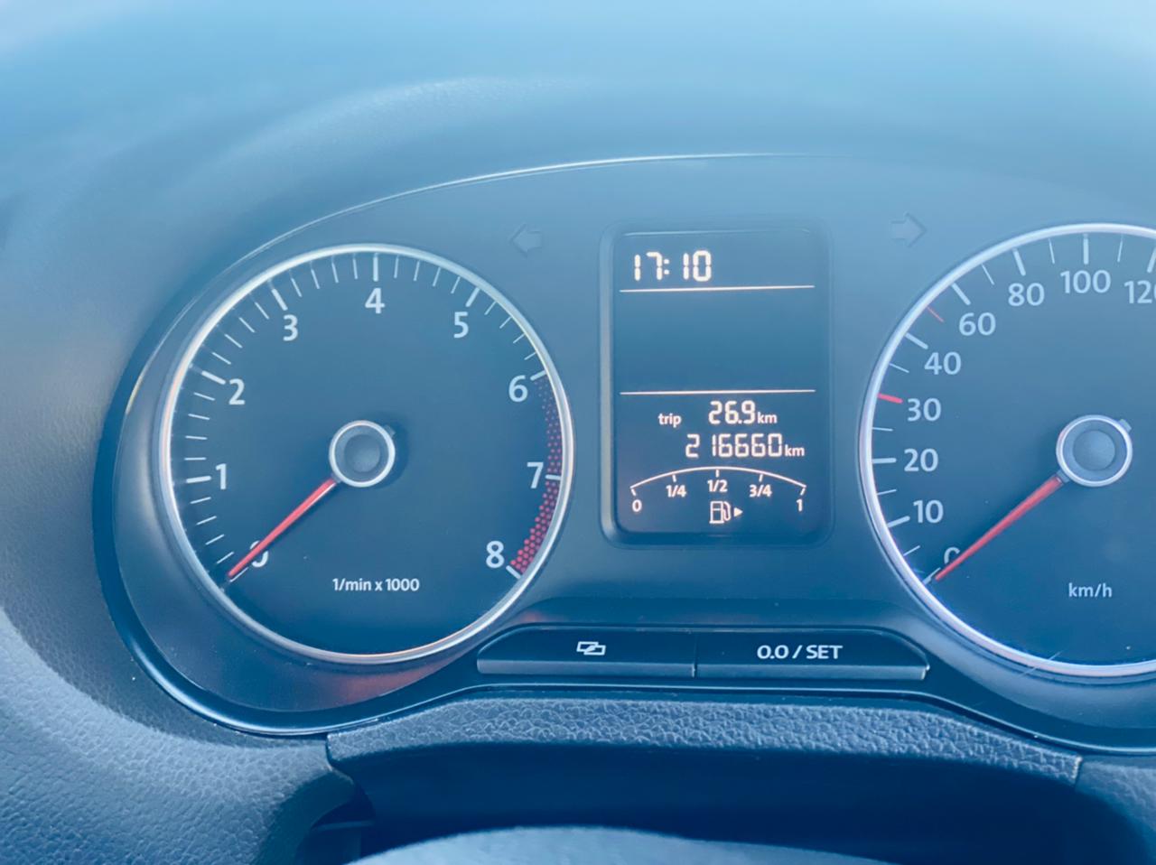 2011 POLO 6 1.4i R125000 / R135000