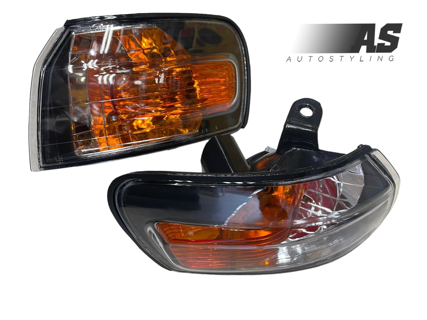 Toyota corolla rsi 95-98 blk/chrome orange corner lamps sold in pair
