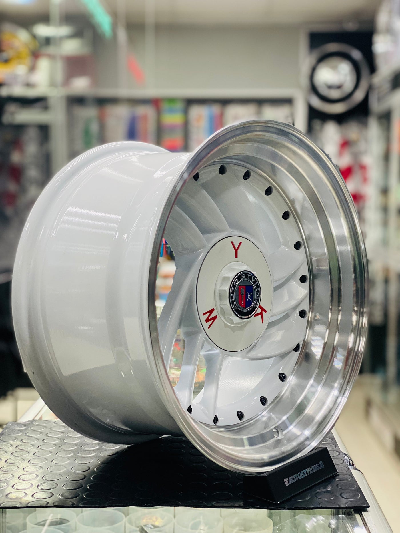 15” AS- 5708 WHITE  4/100 & 5/100