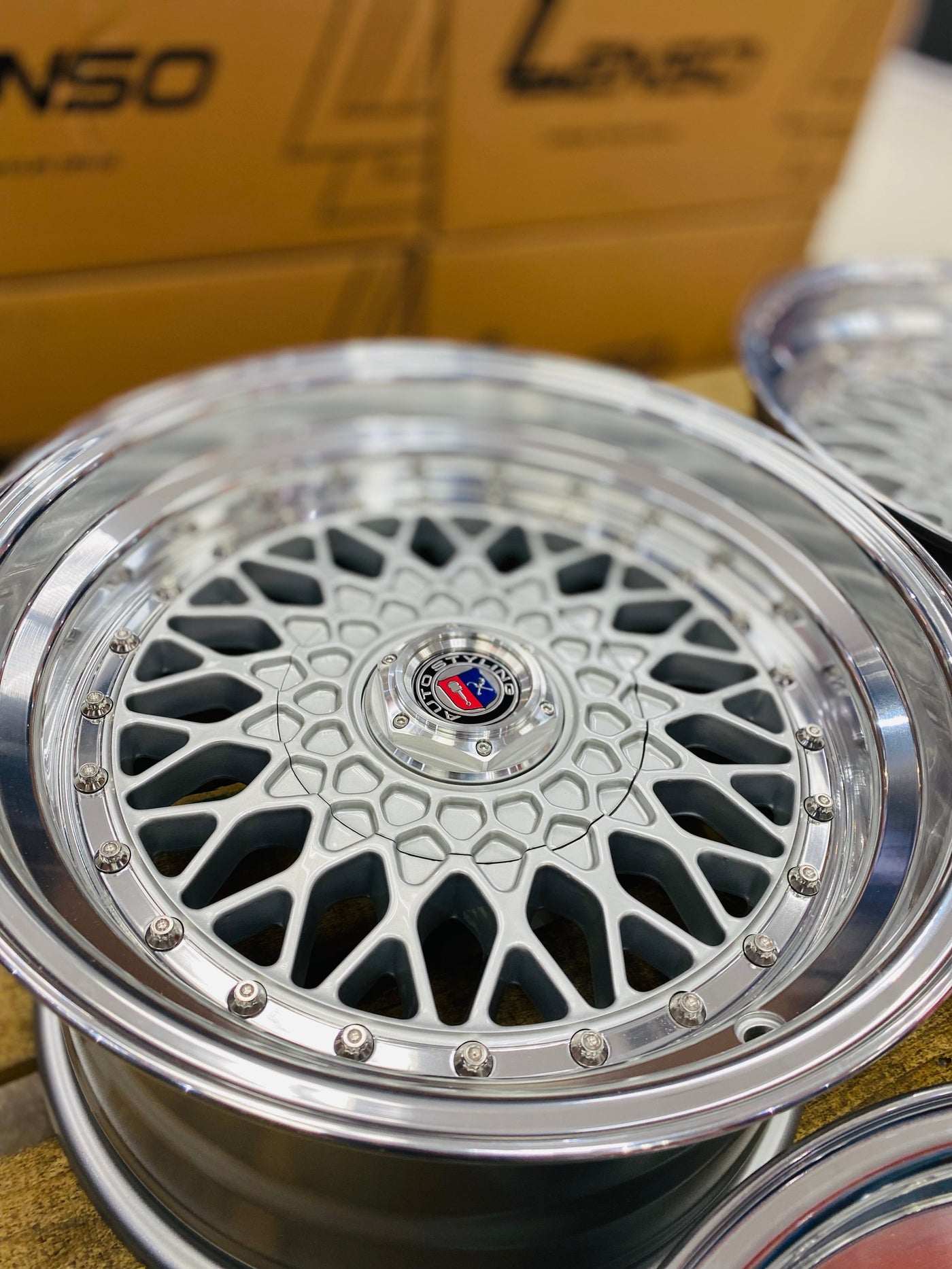 16” AS-LENSO BSX demo set