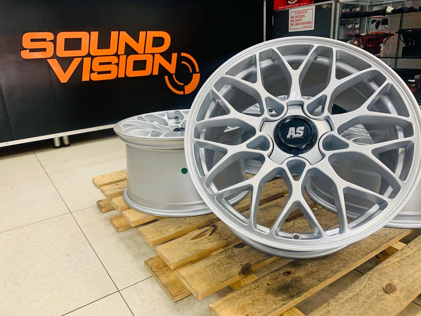 18” AS - SGN 8705 5/112 narrow wide wheels